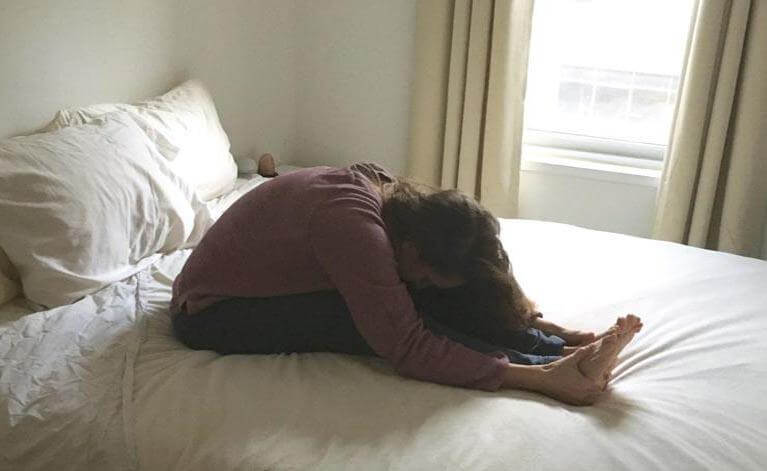 Un geste d’étirement au lit
